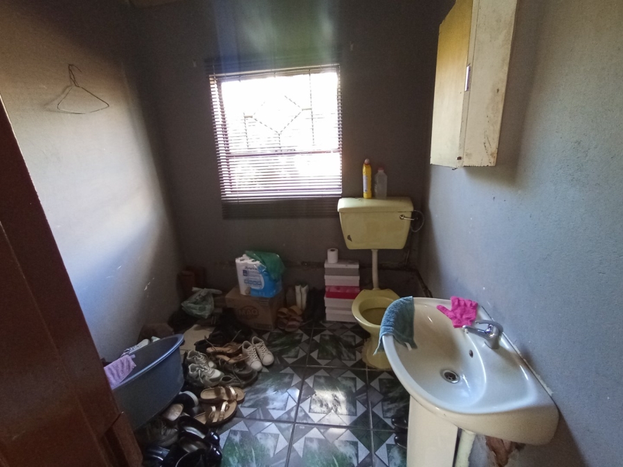 4 Bedroom Property for Sale in Kagisanong Free State